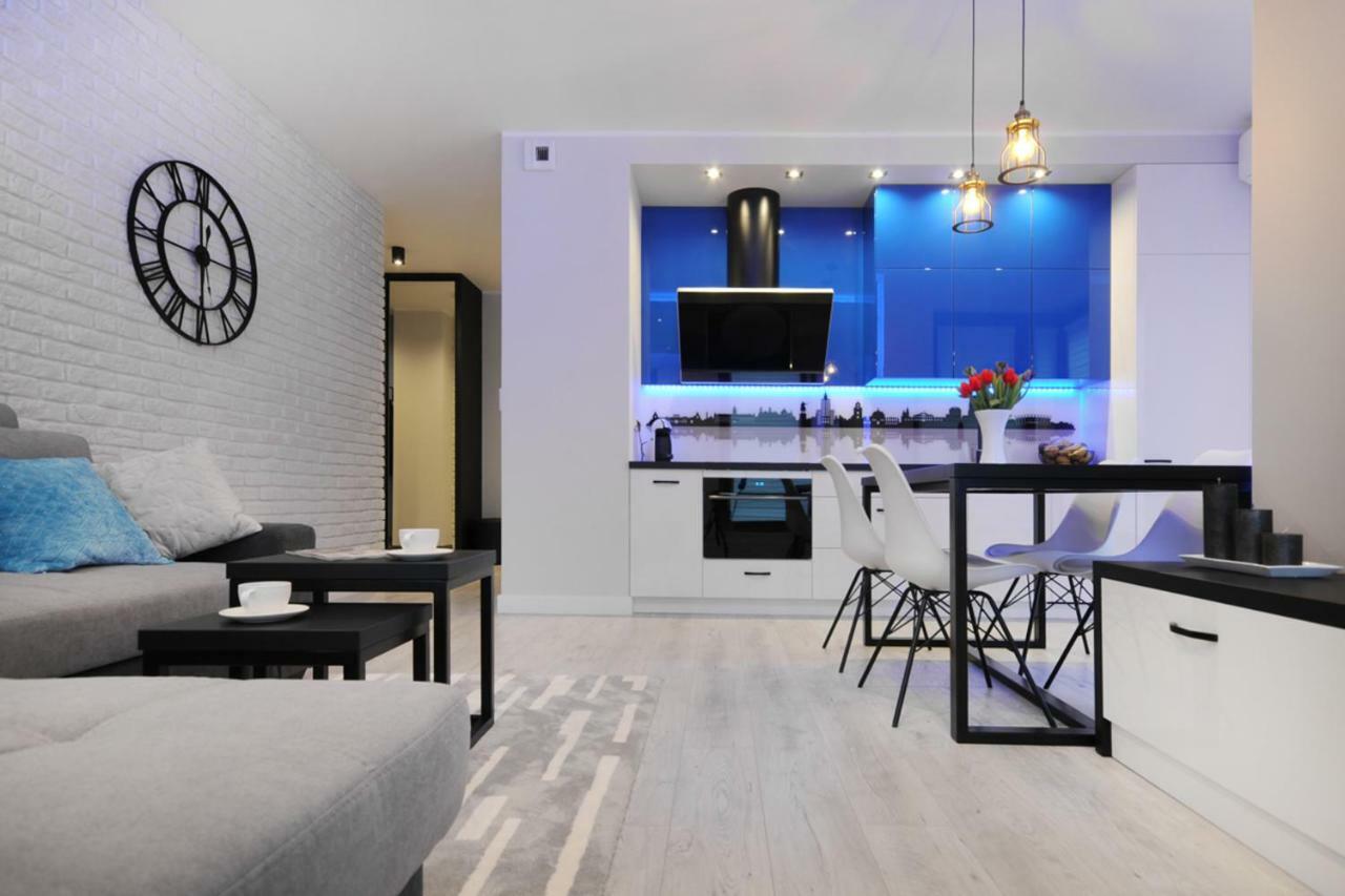 Bulwary Wislane P&O Serviced Apartments With Ac Varsovie Extérieur photo