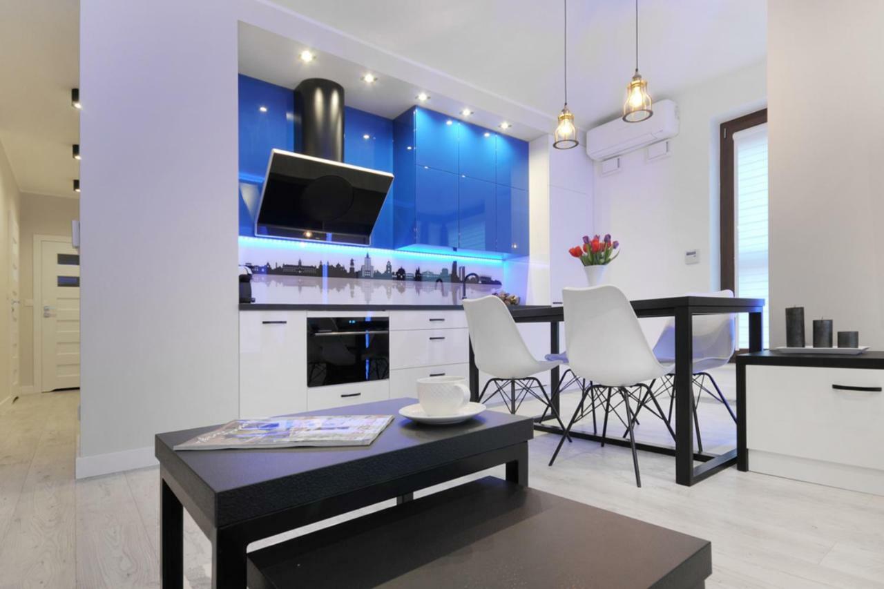 Bulwary Wislane P&O Serviced Apartments With Ac Varsovie Extérieur photo