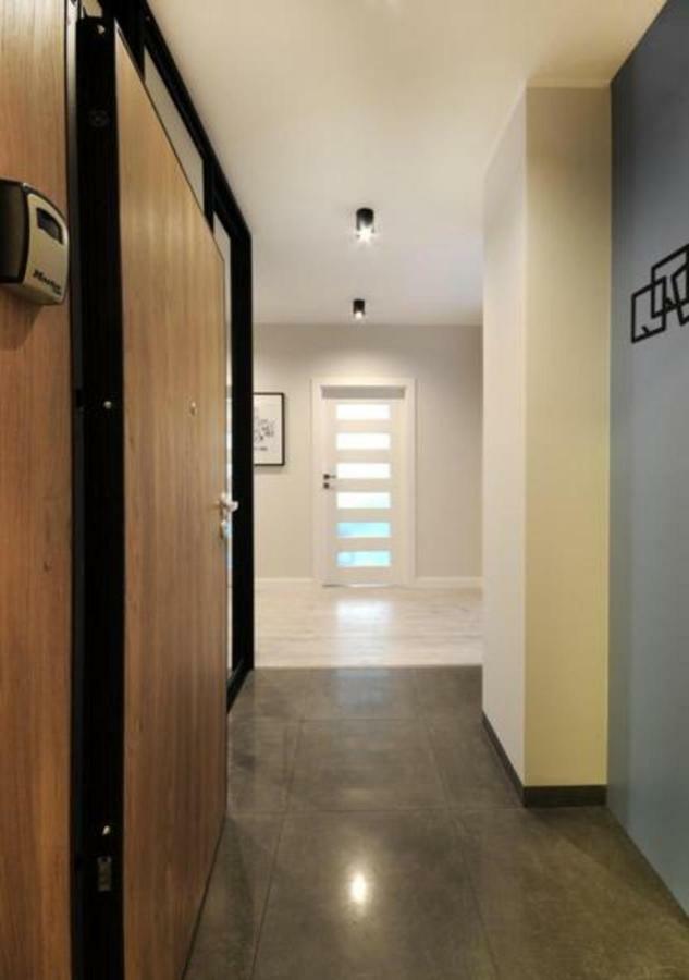 Bulwary Wislane P&O Serviced Apartments With Ac Varsovie Extérieur photo